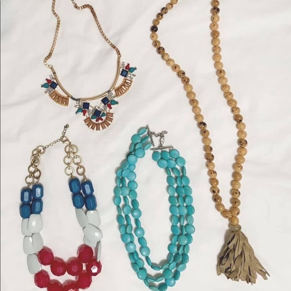 Necklace lot